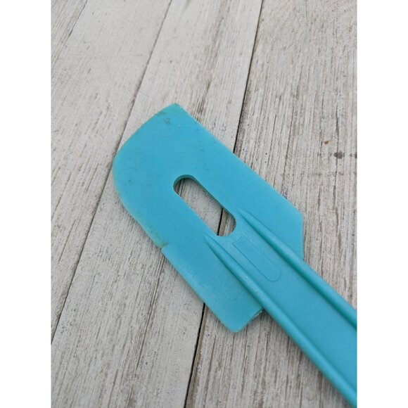Nylon Scraper Spatula Batter Beater Cleaner Blue 9" Advertising - Picture 3 of 8